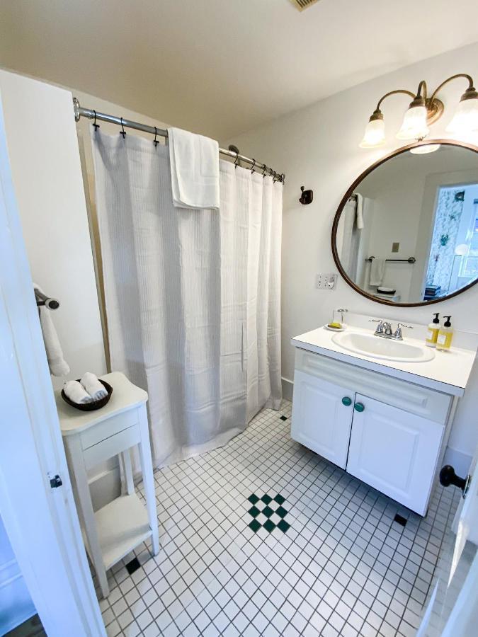 Inn At Cook Street Provincetown Bagian luar foto